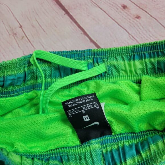 Nike swim trunks M - Picture 4 of 4